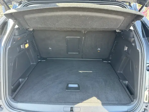 Peugeot 3008 1.5 BlueHDi Active Pack 29