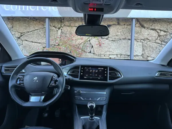 Peugeot 308 SW 1.5 BlueHDi Style 16