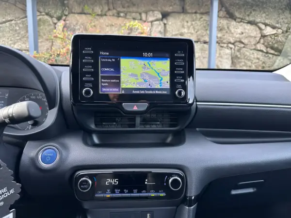 Toyota Yaris 1.5 HDF Comfort Plus 18