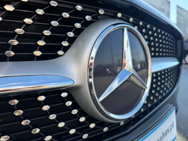 Mercedes-Benz A 180 Limousine d AMG Line Aut. 4