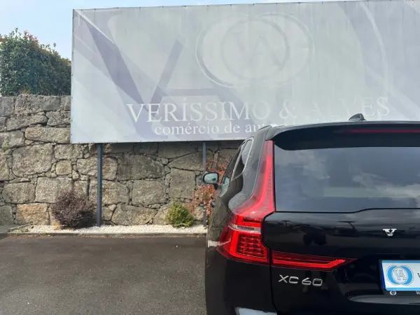 Volvo XC 60 2.0 T6 PHEV R-Design AWD 15