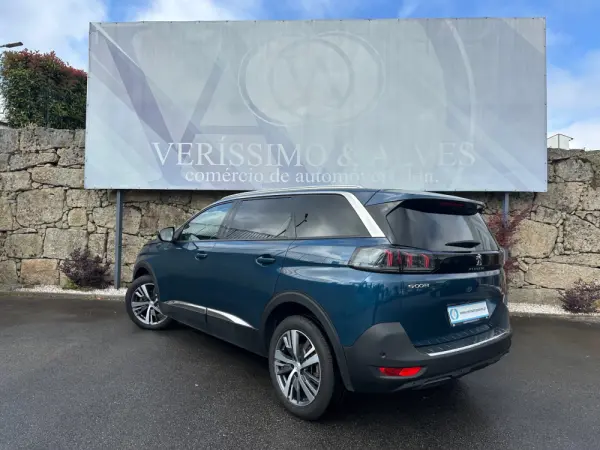 Peugeot 5008 1.5 BlueHDi Allure EAT8 11