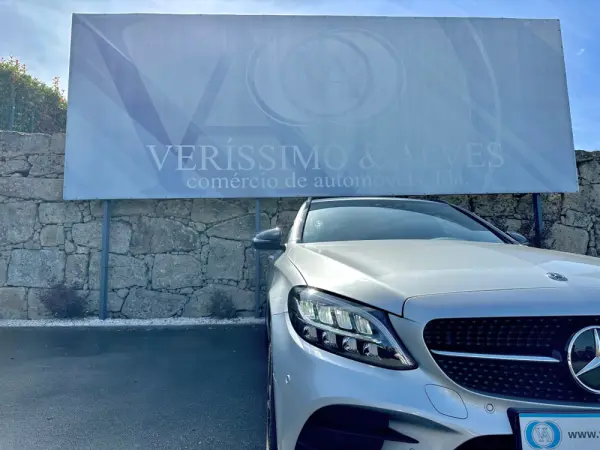 Mercedes-Benz C 300 de AMG Line 10