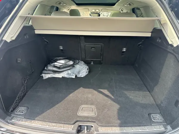 Volvo XC 60 2.0 T6 PHEV R-Design AWD 32