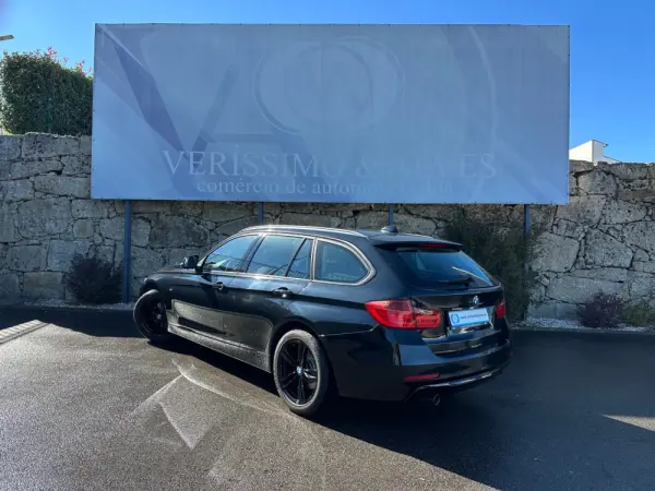BMW 318 d Line Sport 2