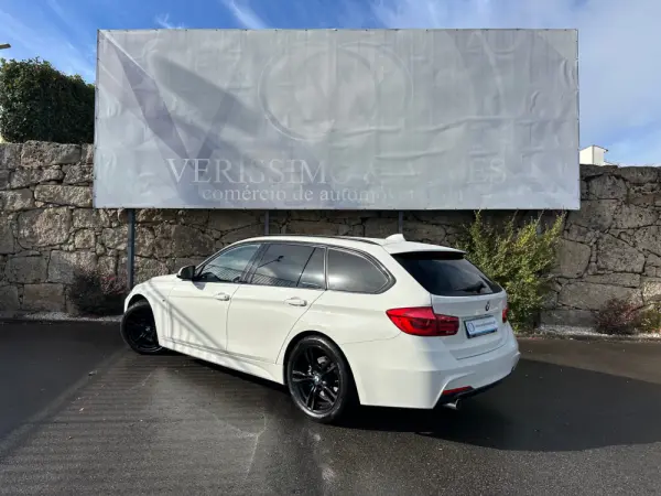 BMW 318 d Pack M Auto 10