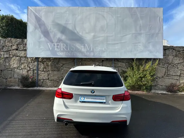BMW 318 d Pack M Auto 11