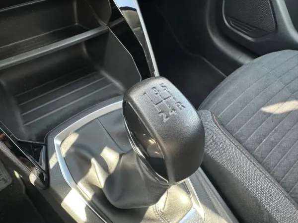 Peugeot 208 1.2 PureTech Active 26