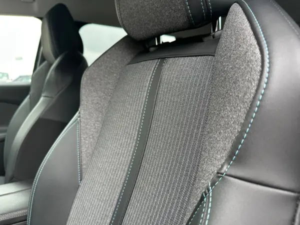 Peugeot 5008 1.5 BlueHDi Allure EAT8 27