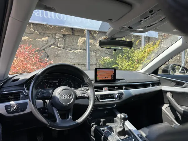 Audi A4 Avant 2.0 TDI S-line 3