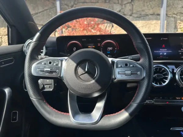 Mercedes-Benz A 250 e 8G-DCT AMG Line Advanced Plus 18