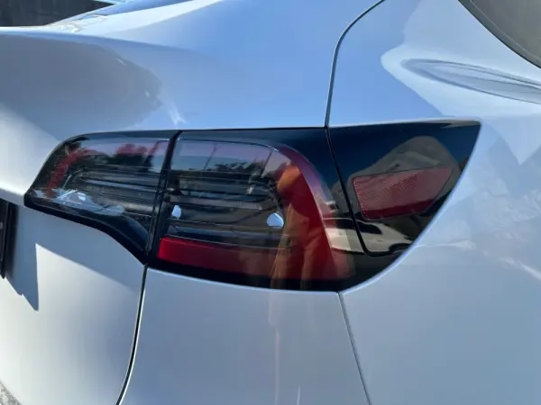 Tesla Model Y RWD 5