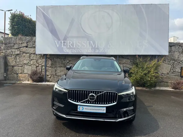 Volvo XC 60 2.0 T6 PHEV R-Design AWD 10