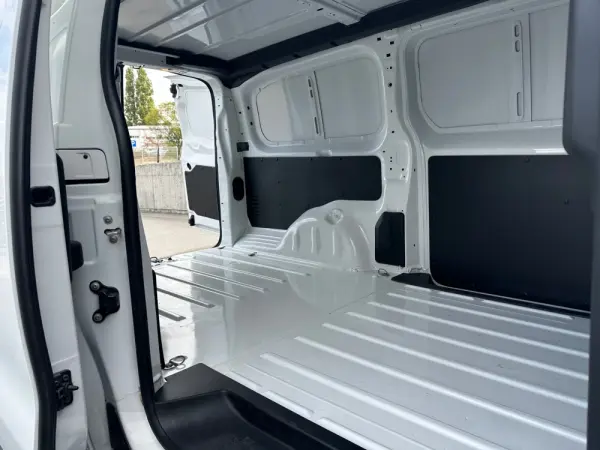 Opel Vivaro 2.0 CDTi L3H1 23