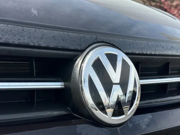 Volkswagen Polo 1.6 TDI Confortline 5