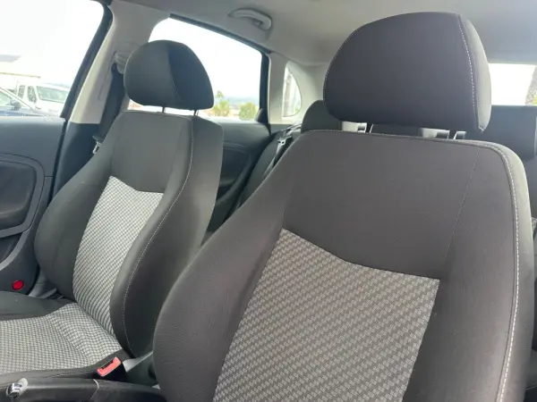 SEAT Ibiza 1.2 12V Stylance 19