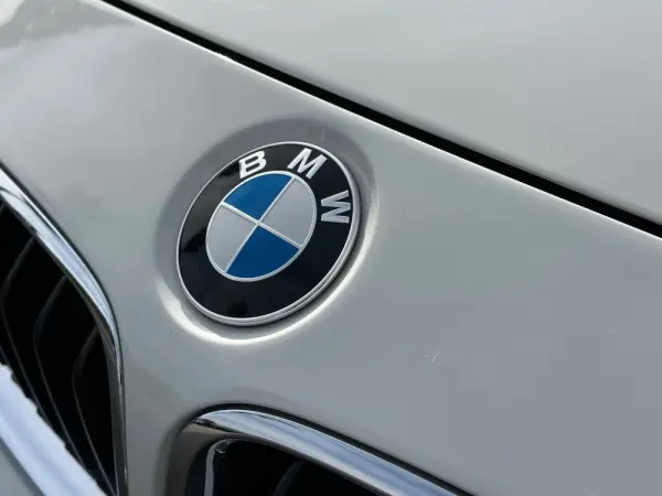 BMW 318 d Pack M Auto 6