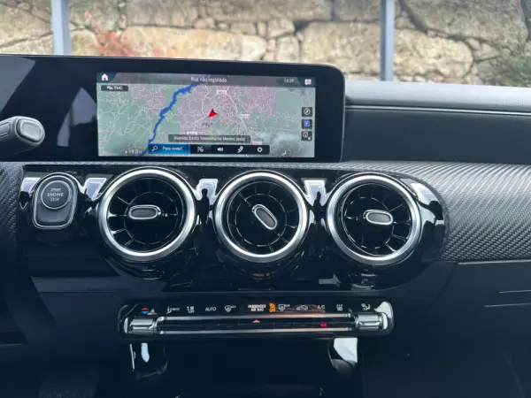 Mercedes-Benz A 250 e Style Plus 19