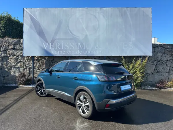 Peugeot 3008 1.6 Hybrid4 Allure e-EAT8 8