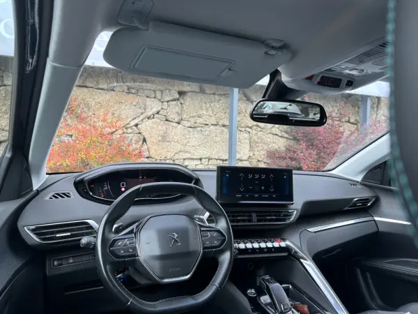 Peugeot 5008 1.5 BlueHDi Allure EAT8 3