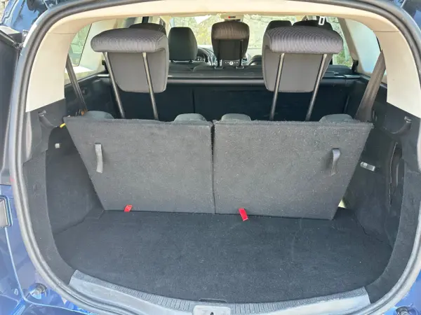 Renault Scénic ENERGY dCi 110 INTENS 29