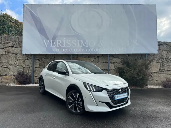 Peugeot 208 1.2 PureTech GT Line EAT8 6