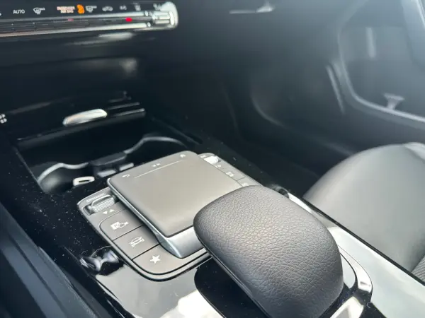 Mercedes-Benz A 250 e Style Plus 18