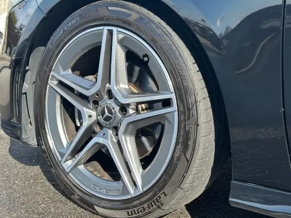 Mercedes-Benz A 180 Limousine d AMG Line Aut. 13