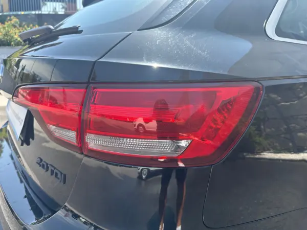Audi A4 Avant 2.0 TDI S-line 6