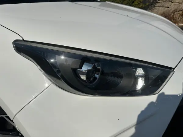Toyota Yaris 1.5 HDF Business 7