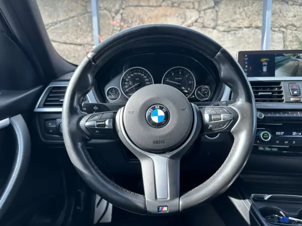 BMW 318 d Pack M Auto 15