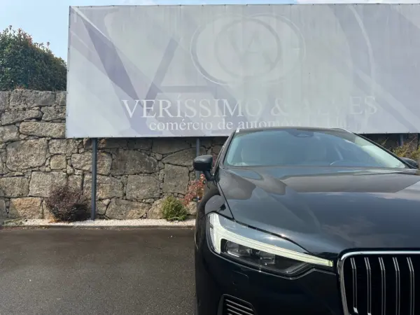 Volvo XC 60 2.0 T6 PHEV R-Design AWD 11