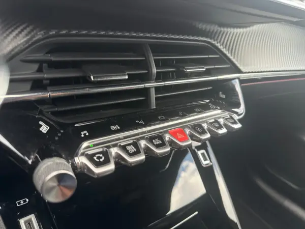 Peugeot 208 1.2 PureTech GT Line EAT8 27