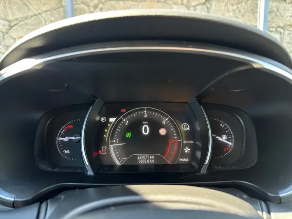 Renault Talisman Sport Tourer 18