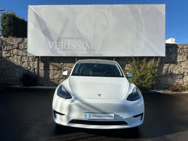 Tesla Model Y RWD 9