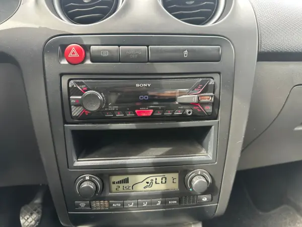 SEAT Ibiza 1.2 12V Stylance 15