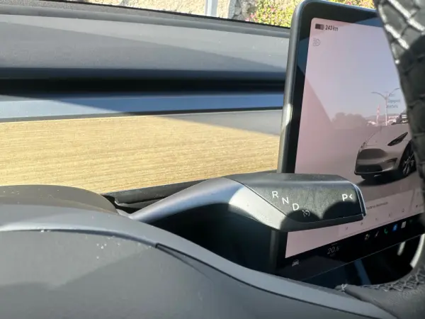 Tesla Model Y RWD 25
