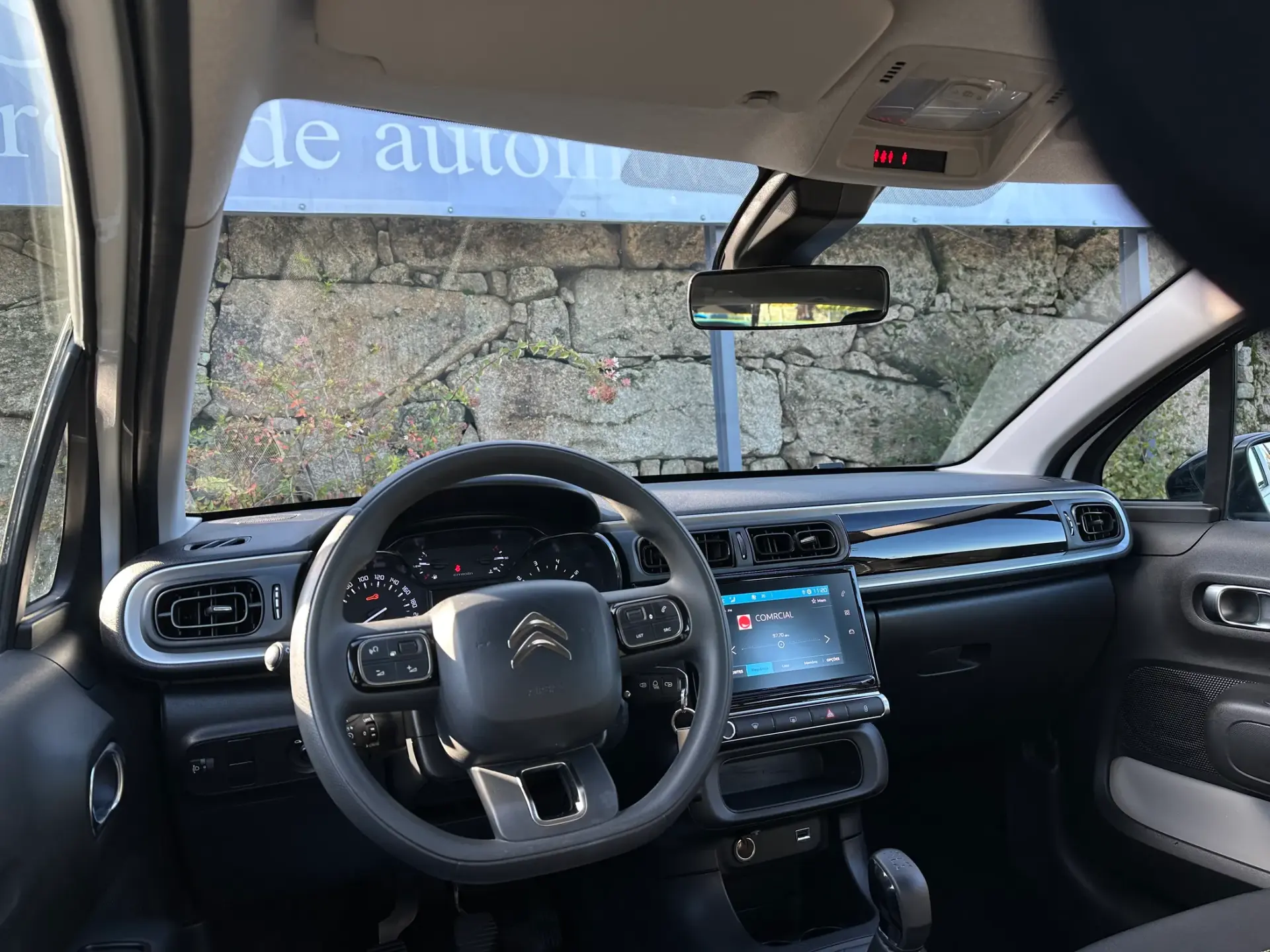 Citroen C3 1.2 PureTech Shine 3