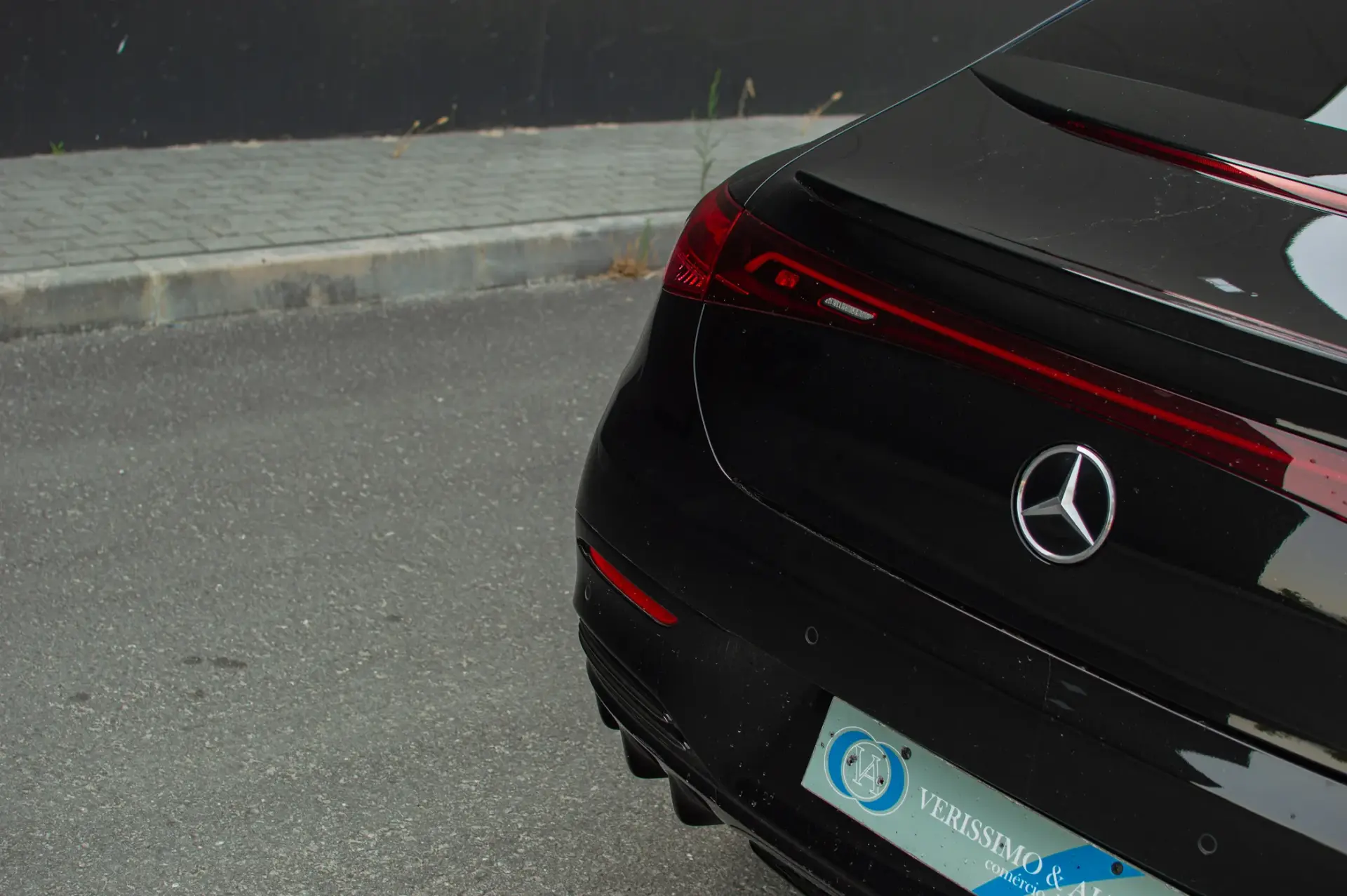 Mercedes-Benz EQE 350 23
