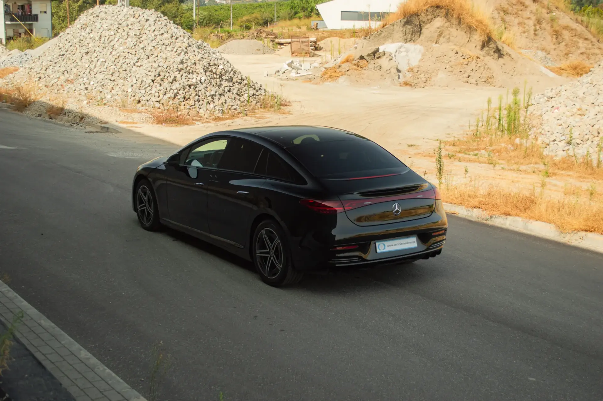 Mercedes-Benz EQE 350 29