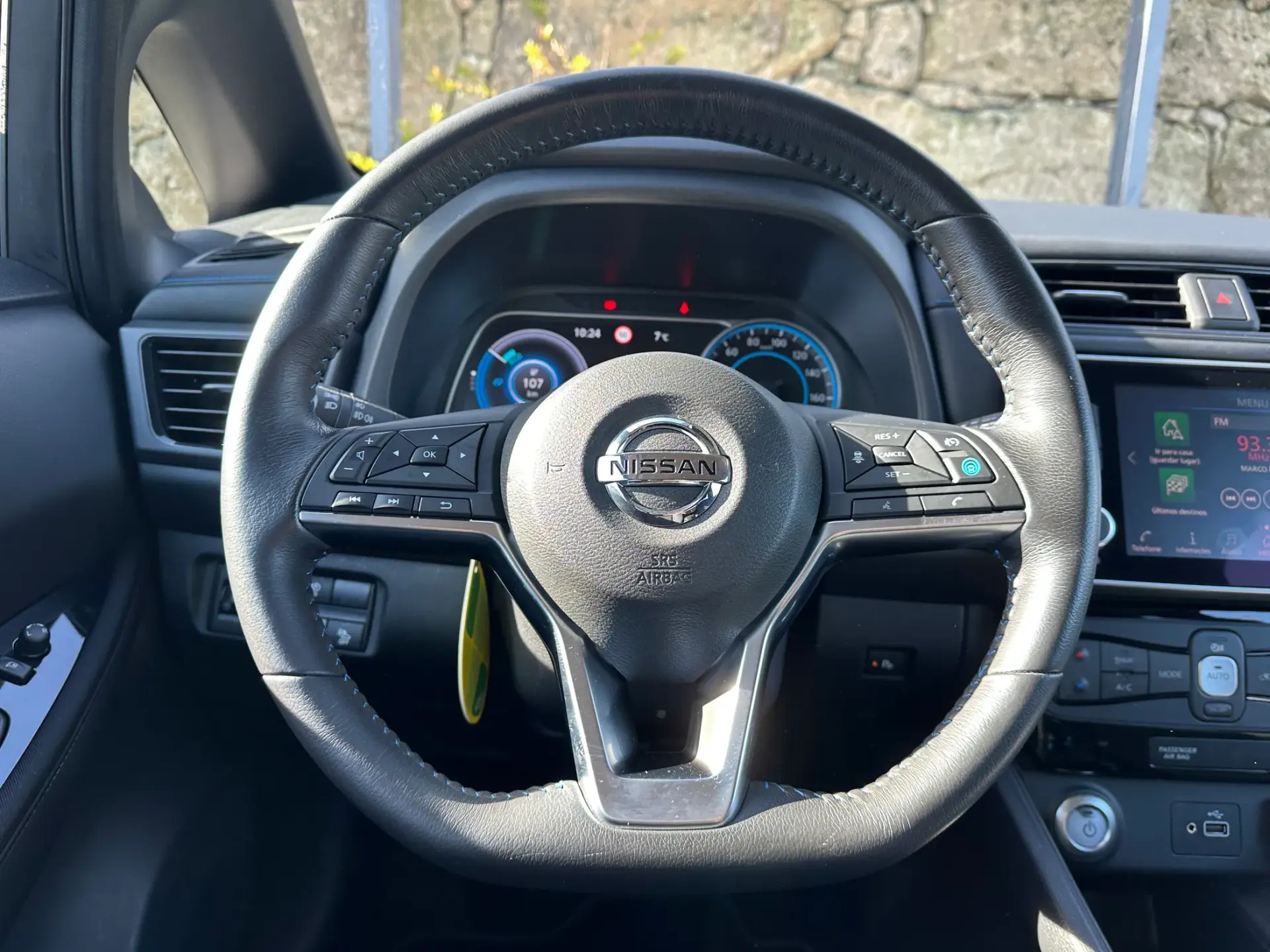 Nissan Leaf N-Connecta 16