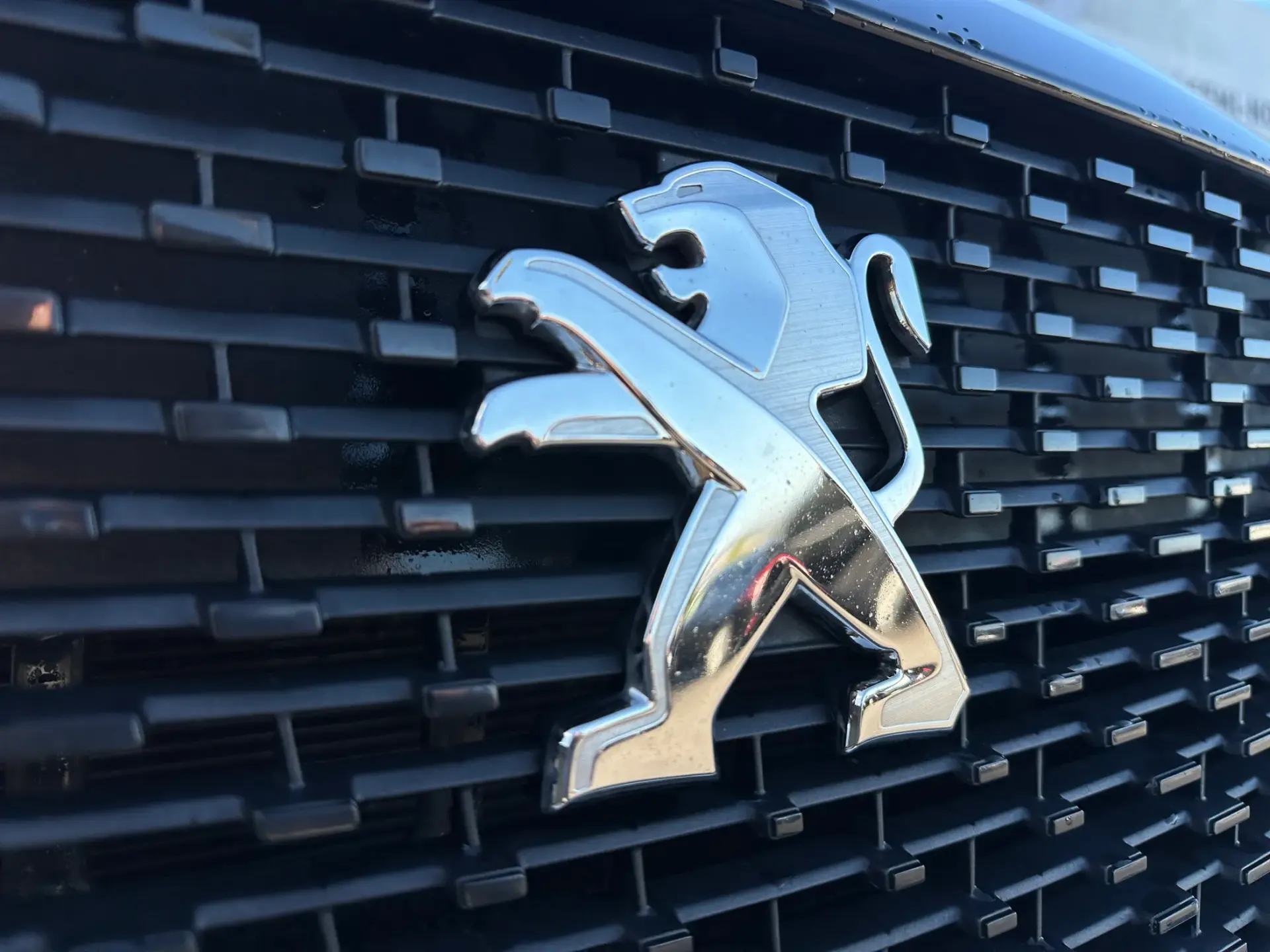 Peugeot 2008 1.5 BlueHDi Active Pack 4