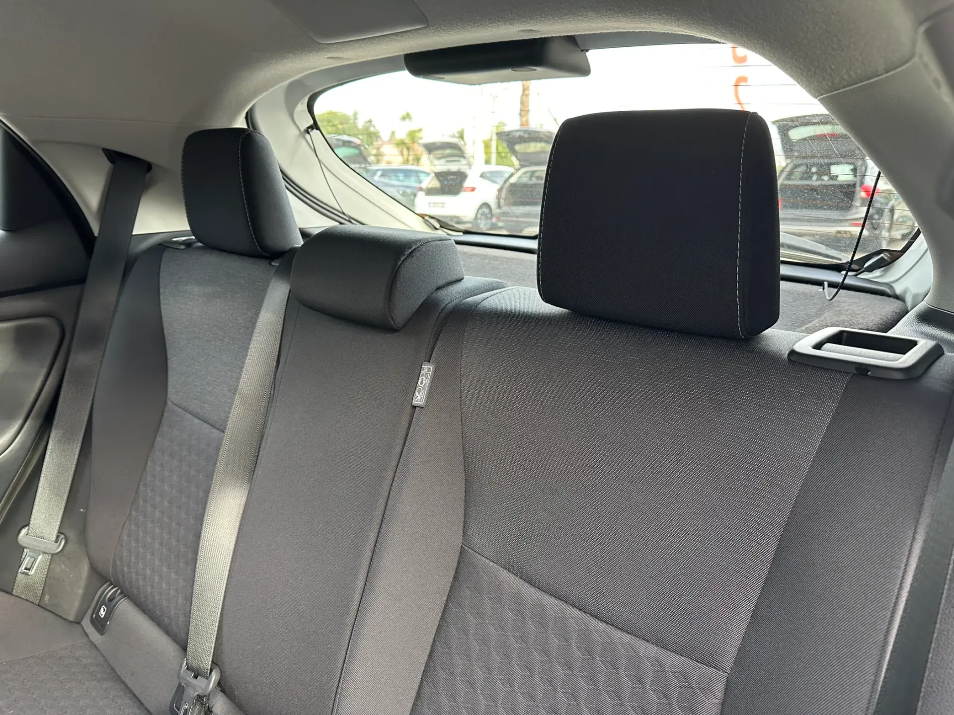 Toyota Yaris 1.5 HDF Comfort Plus 29