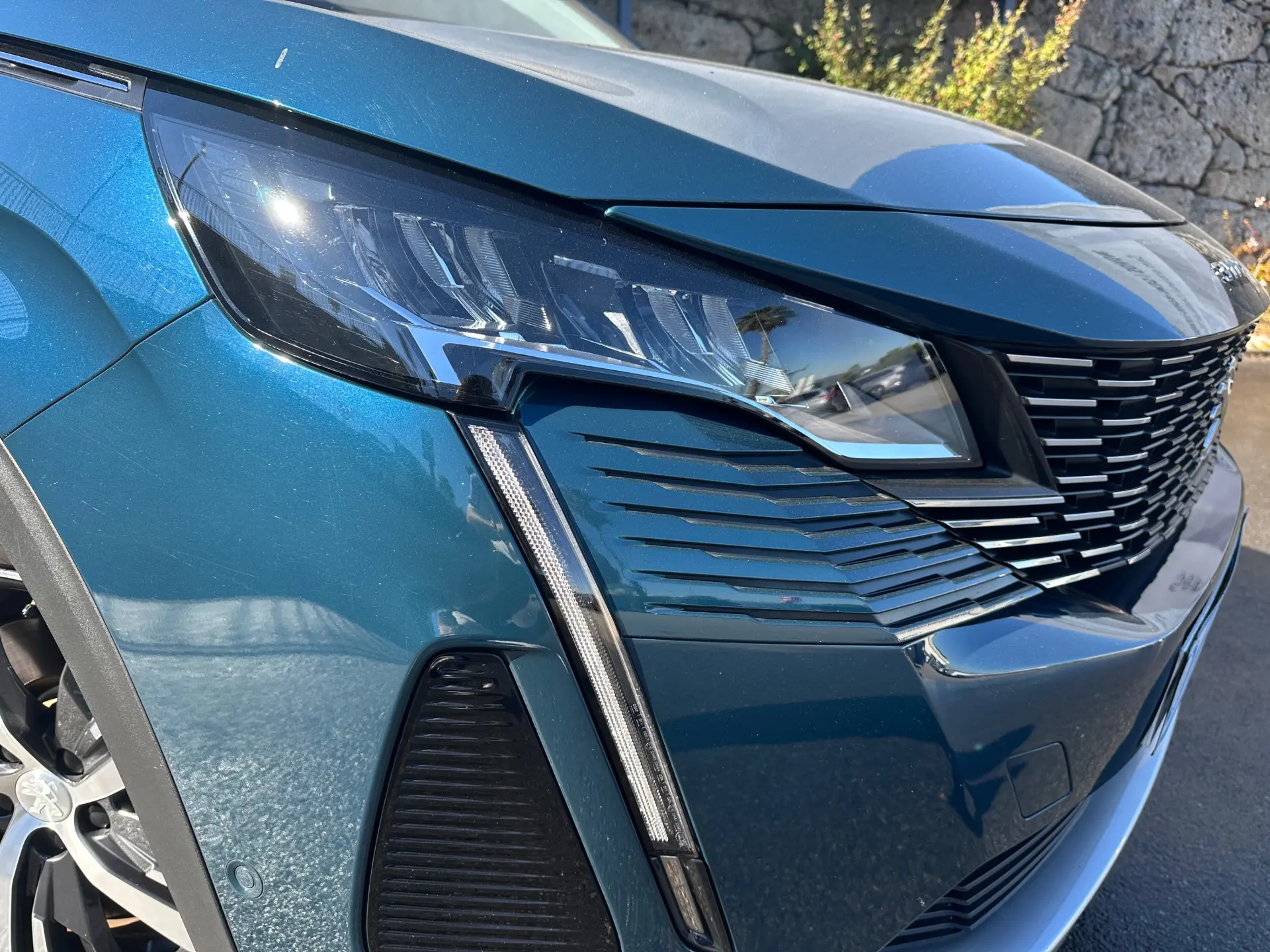 Peugeot 3008 1.6 Hybrid4 Allure e-EAT8 3