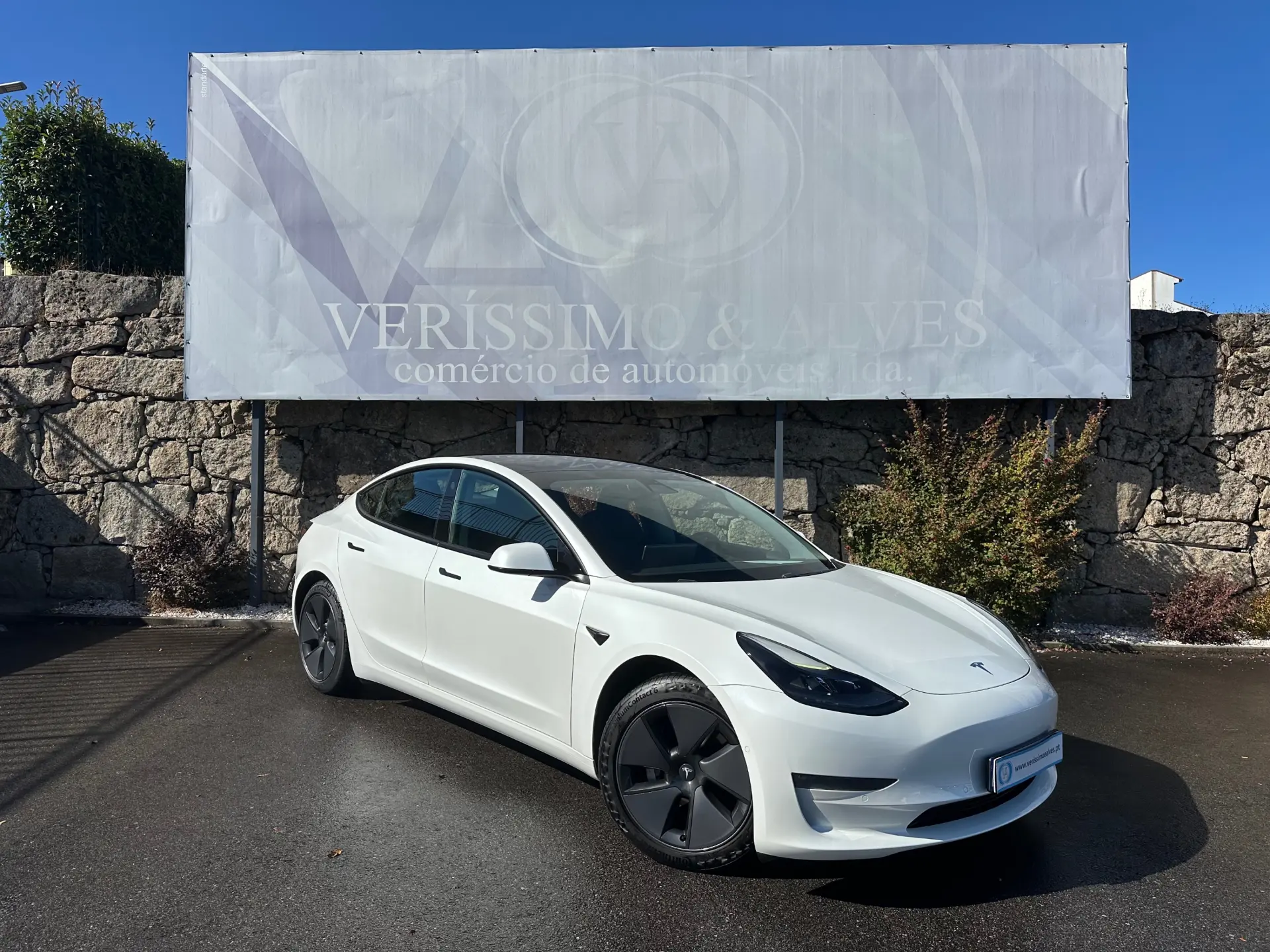 Tesla Model 3 Long Range AWD Dual Motor 1