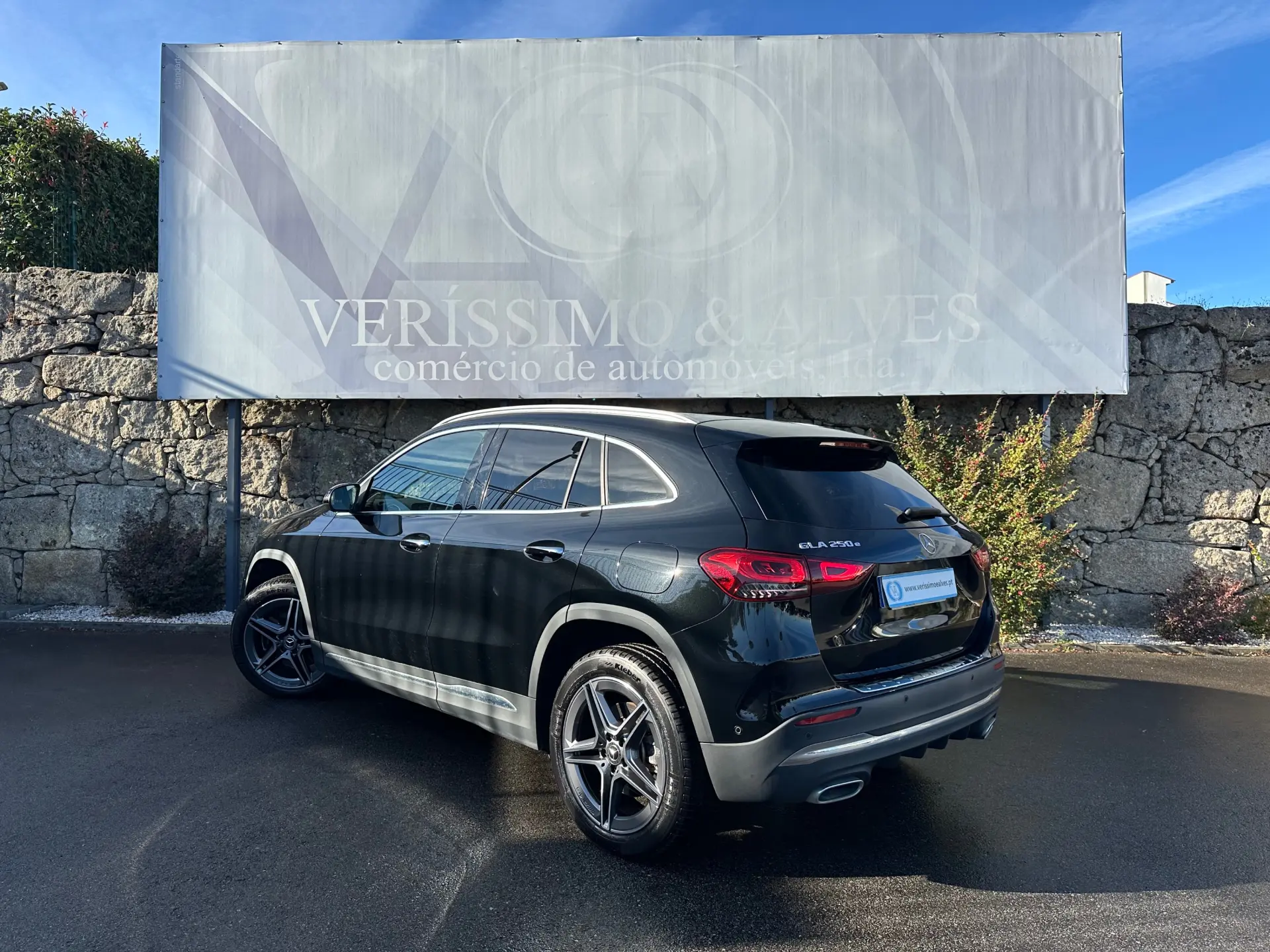 Mercedes-Benz GLA 250 e 8G-DCT AMG Line 2