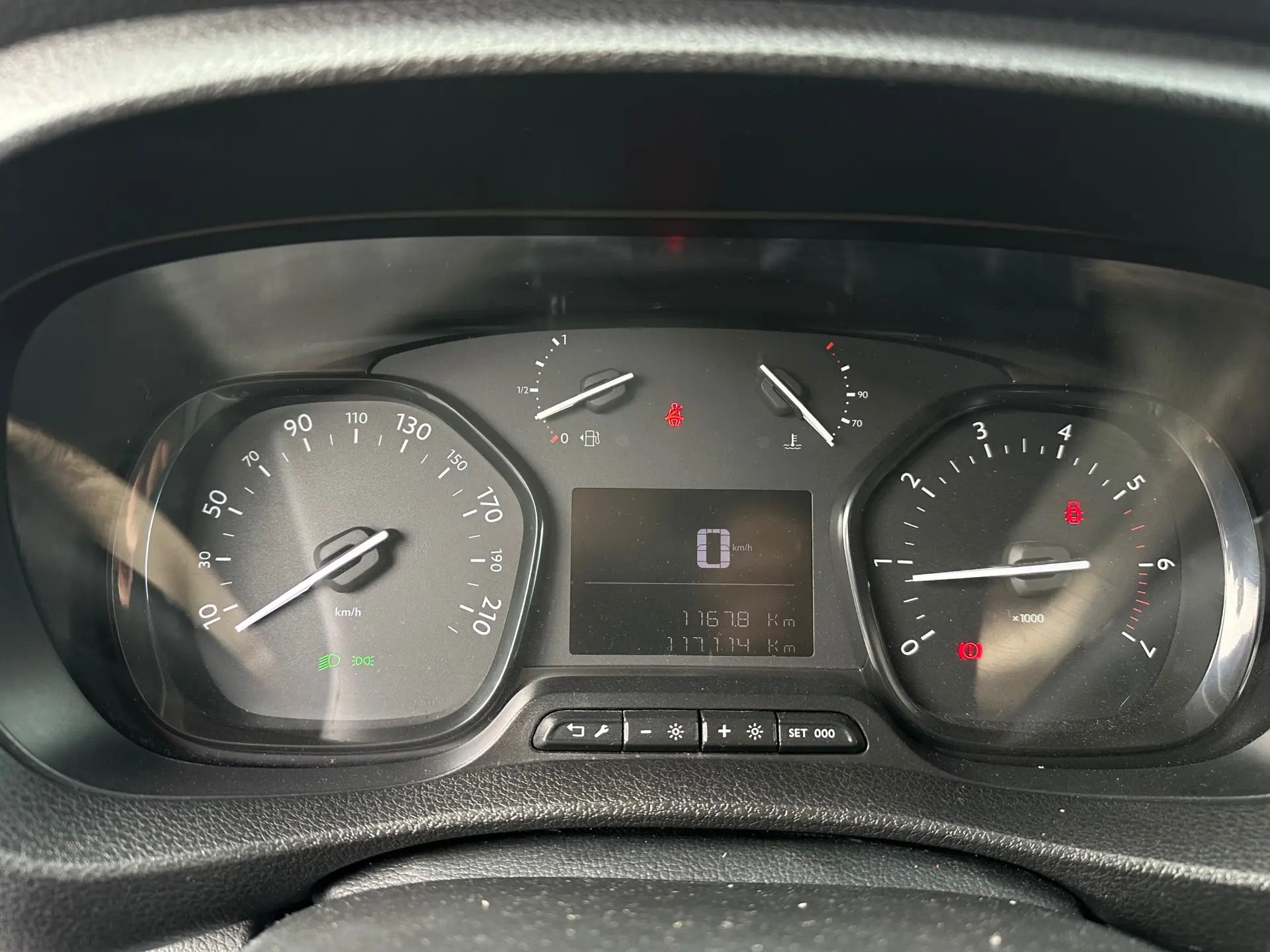 Opel Vivaro 2.0 CDTi L3H1 14