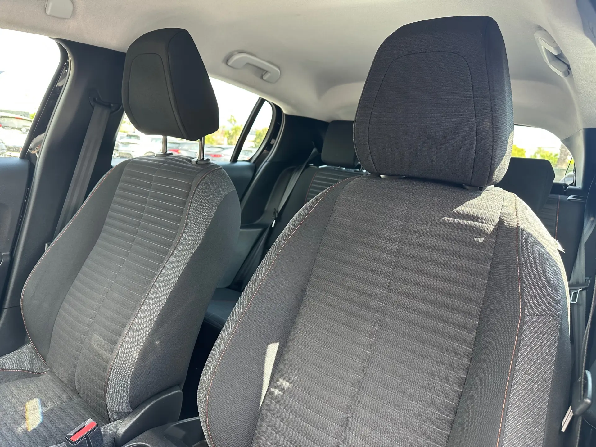 Peugeot 208 1.2 PureTech Active 25