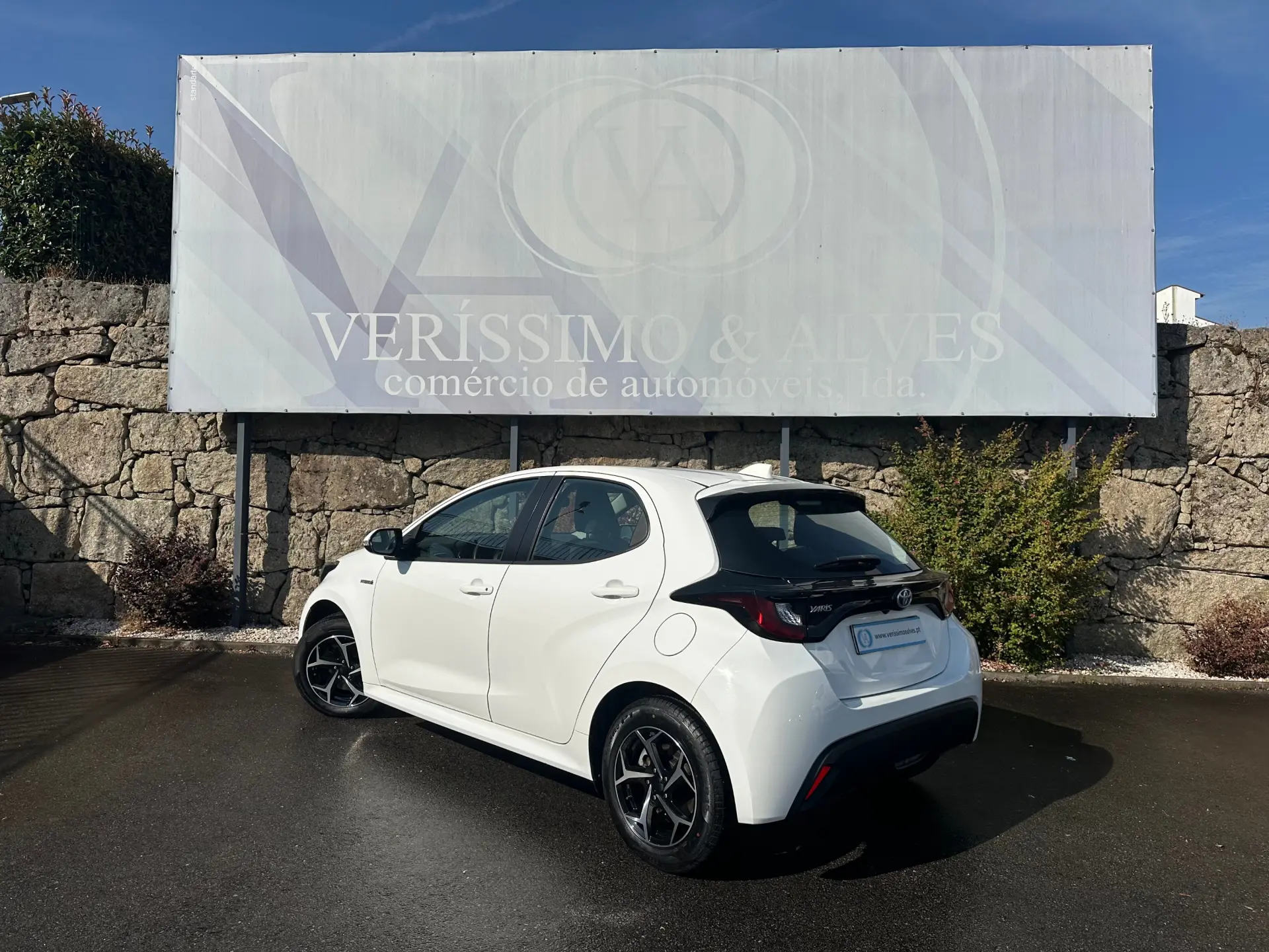 Toyota Yaris 1.5 HDF Business 2