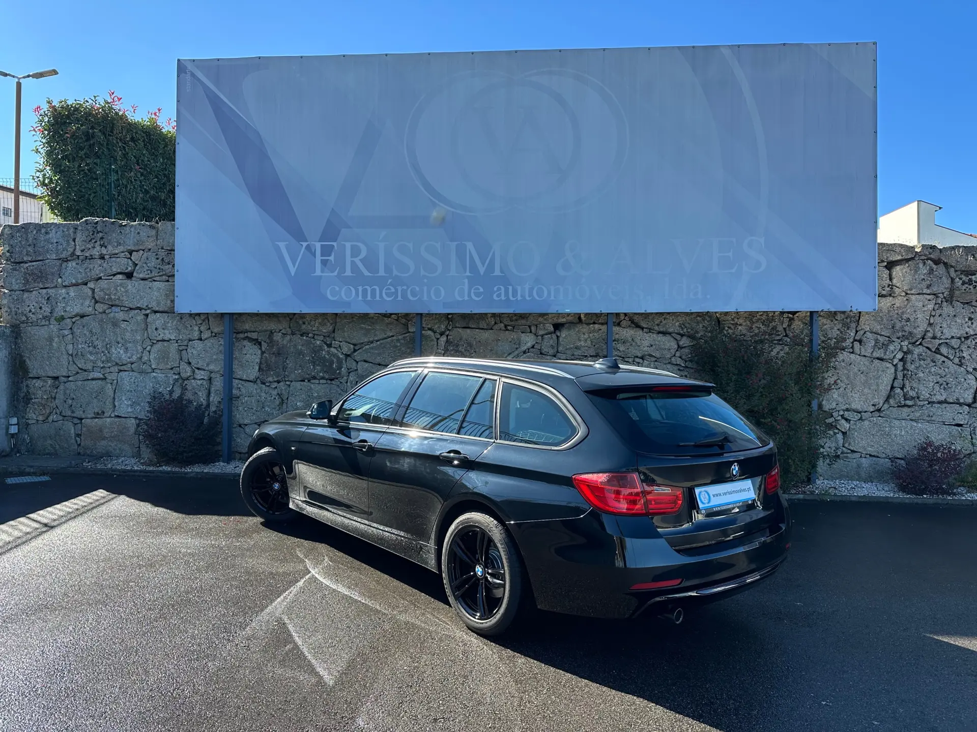 BMW 318 d Line Sport 10